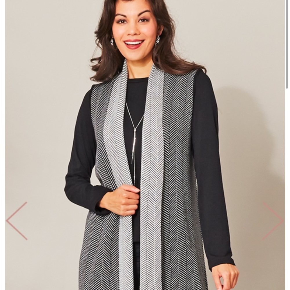 NWT Leo and Nicole Long Herringbone Vest